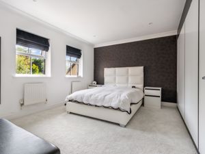 Photo 32- click for photo gallery